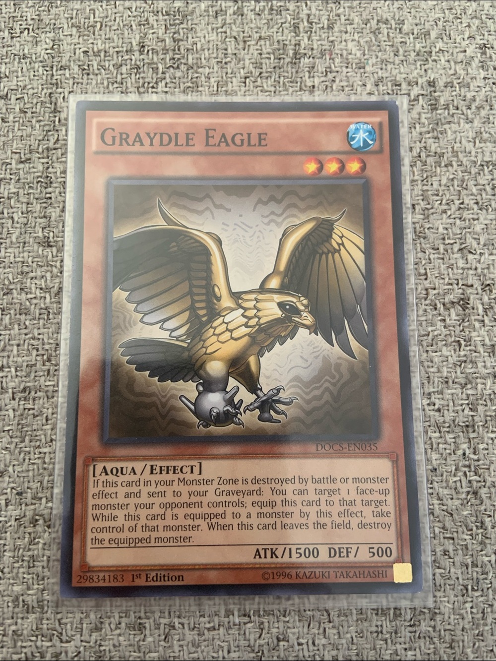 Yu-Gi-Oh! Graydle Eagle Trading Card - Gold and Brown